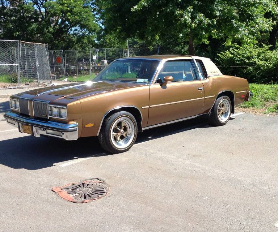 Oldsmobile-Cutlass-supreme-1980