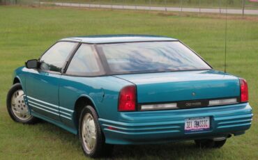 Oldsmobile-Cutlass-supreme-1994