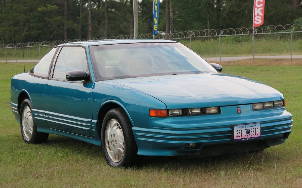 Oldsmobile-Cutlass-supreme-1994-9