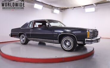 Oldsmobile-Delta-88-1978-1