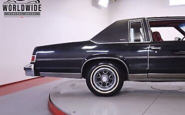 Oldsmobile-Delta-88-1978-8