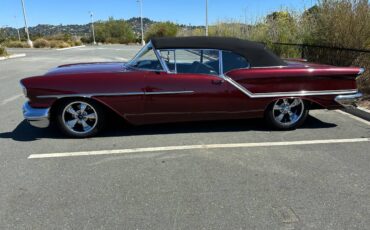 Oldsmobile-Golden-rocket-88-convertible-1957-1