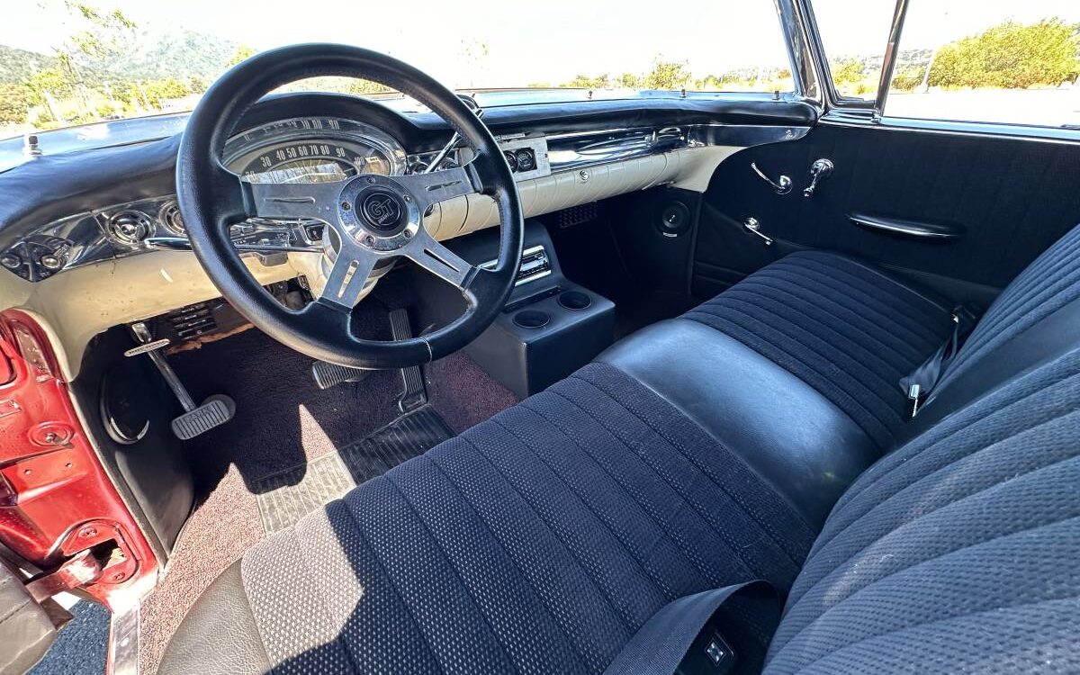 Oldsmobile-Golden-rocket-88-convertible-1957-10