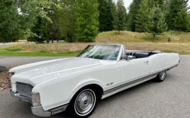 Oldsmobile-Ninety-Eight-Cabriolet-1968-11