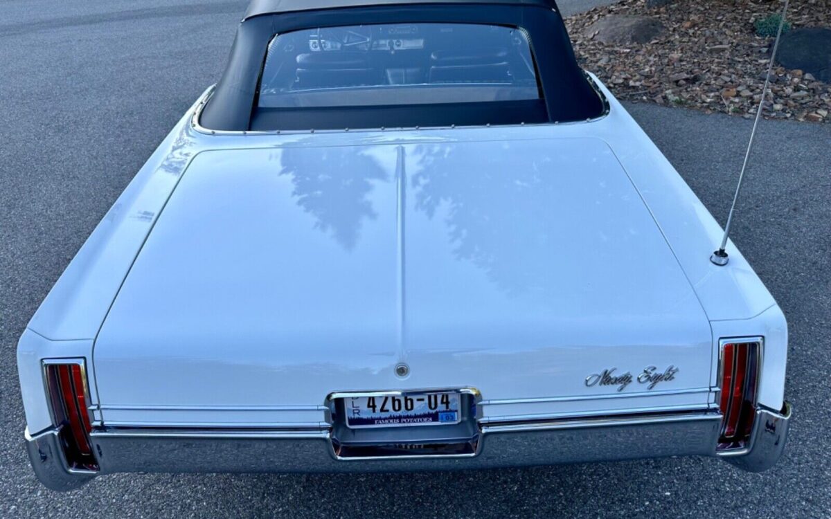 Oldsmobile-Ninety-Eight-Cabriolet-1968-14