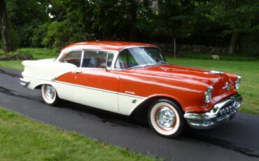 Oldsmobile-Rocket-88-1956-1