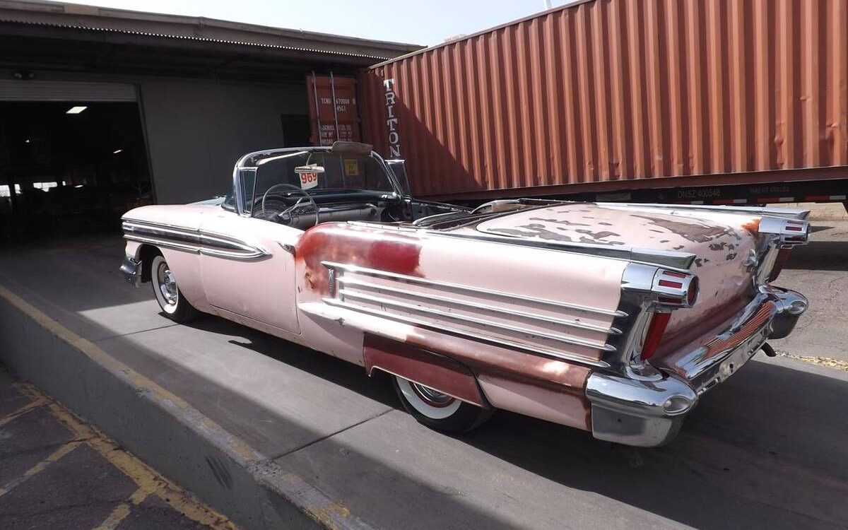 Oldsmobile-S88-convertible-1958-3