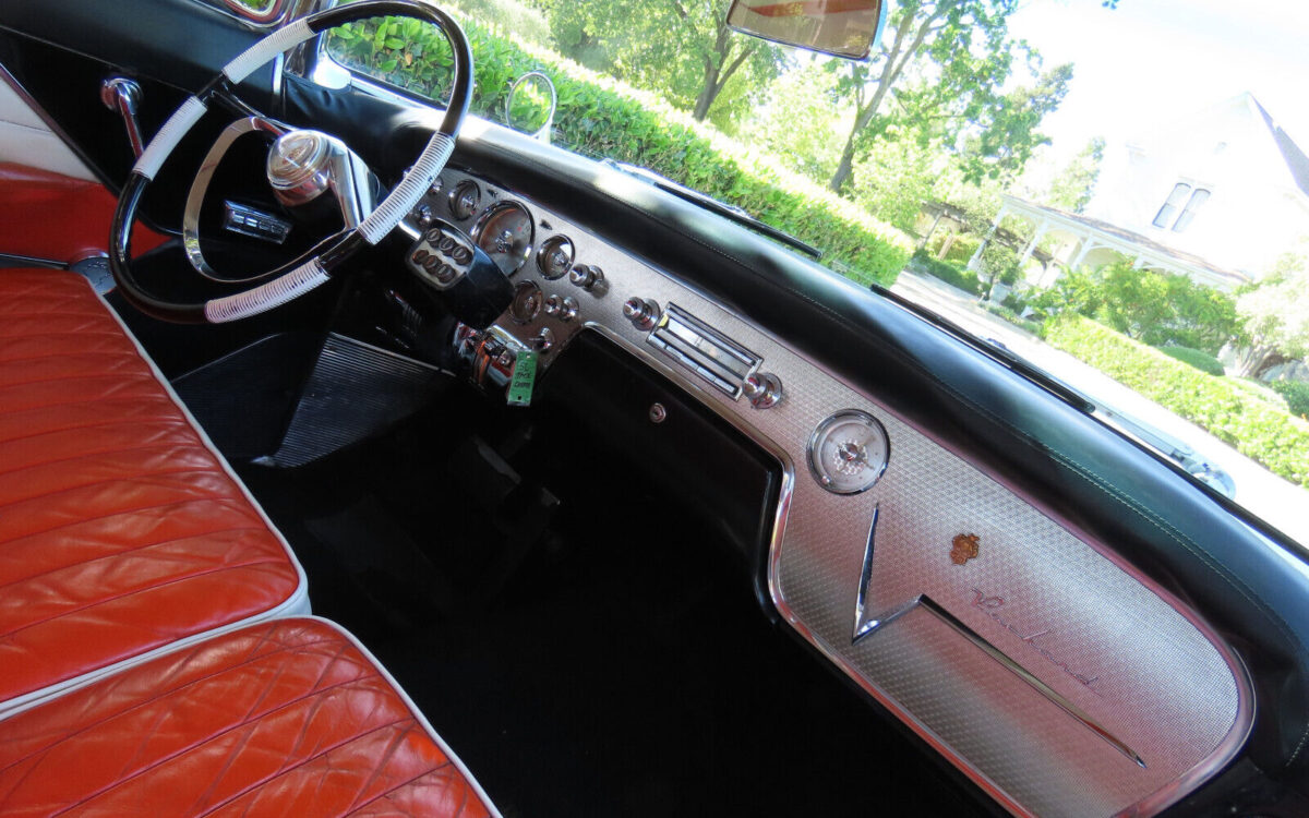 Packard-Caribbean-Coupe-1956-26