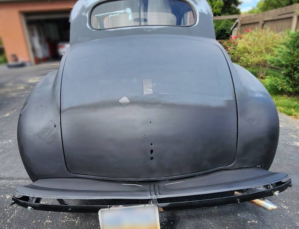 Plymouth-Coupe-1947-2