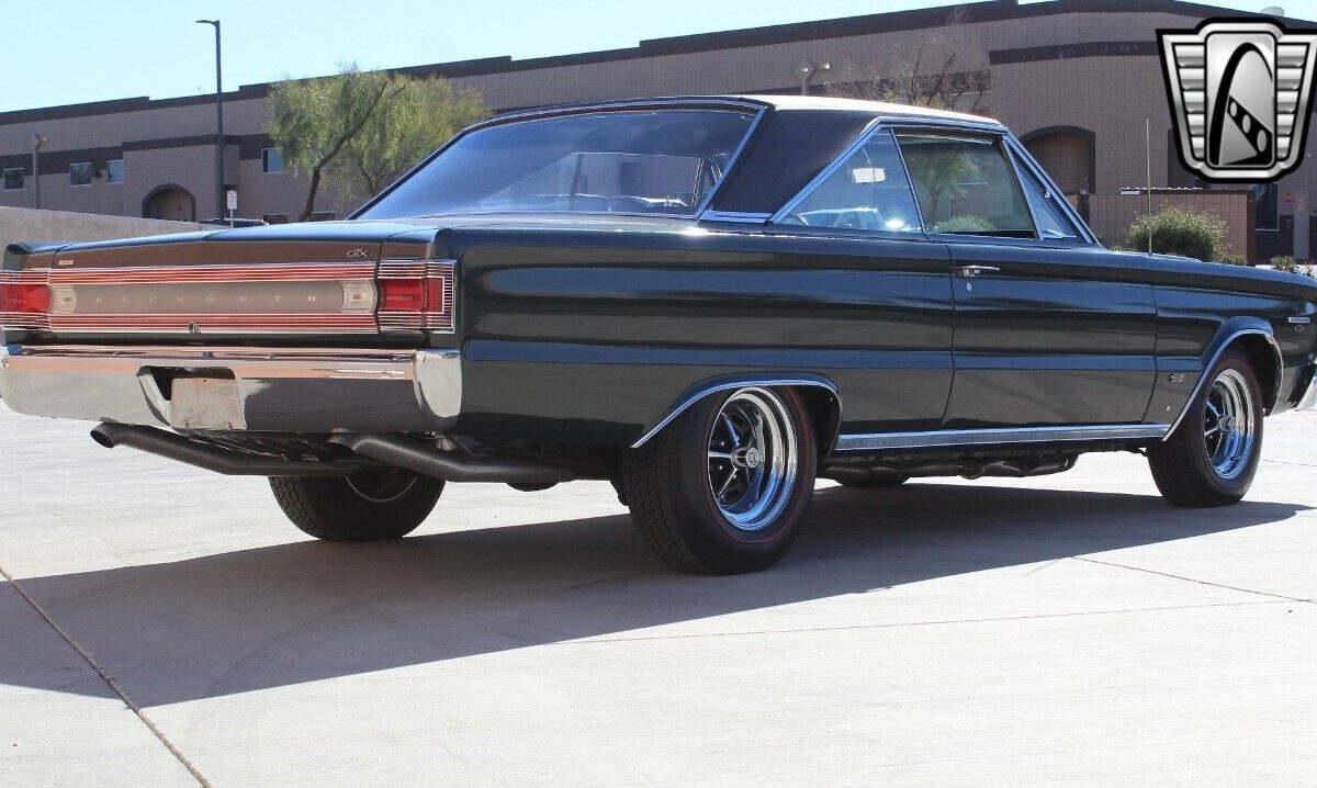 Plymouth-GTX-1967-11