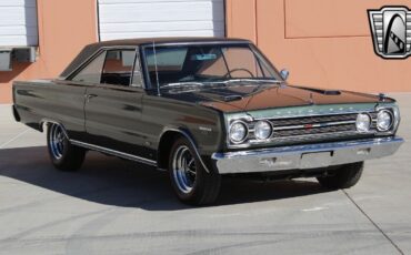 Plymouth-GTX-1967-6