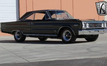 Plymouth-GTX-1967-8