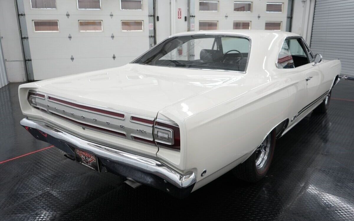 Plymouth-GTX-Coupe-1968-15