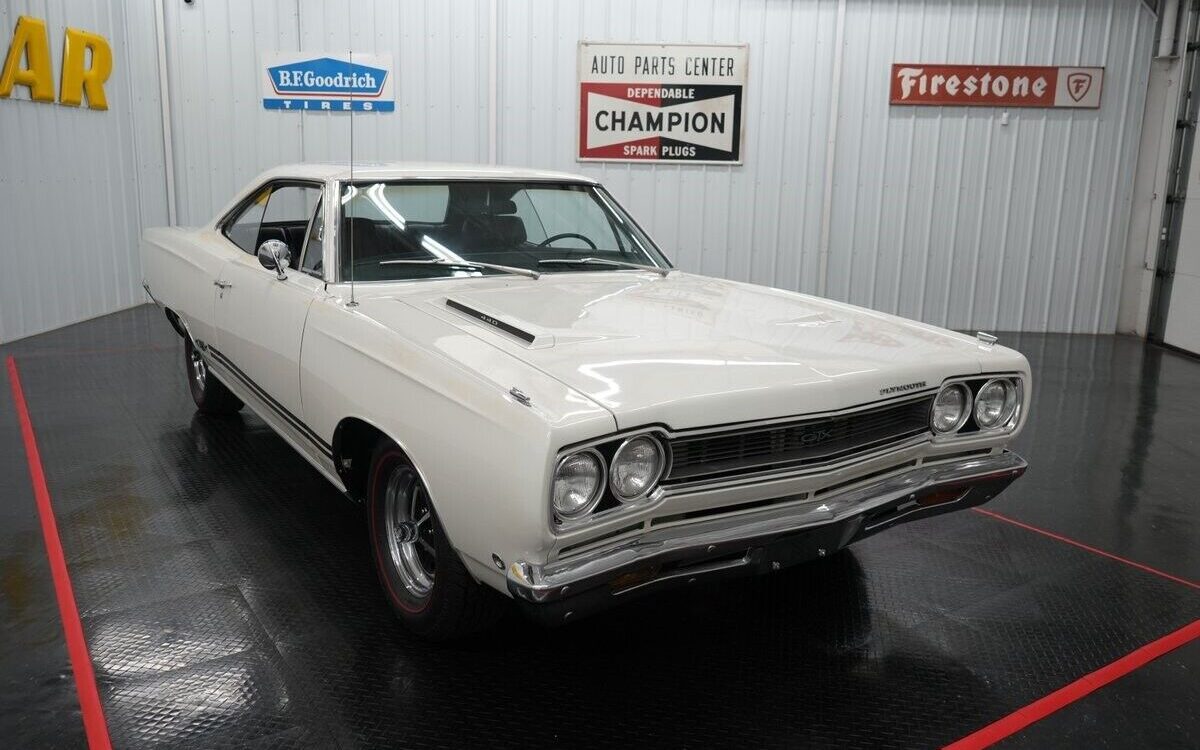 Plymouth-GTX-Coupe-1968-21