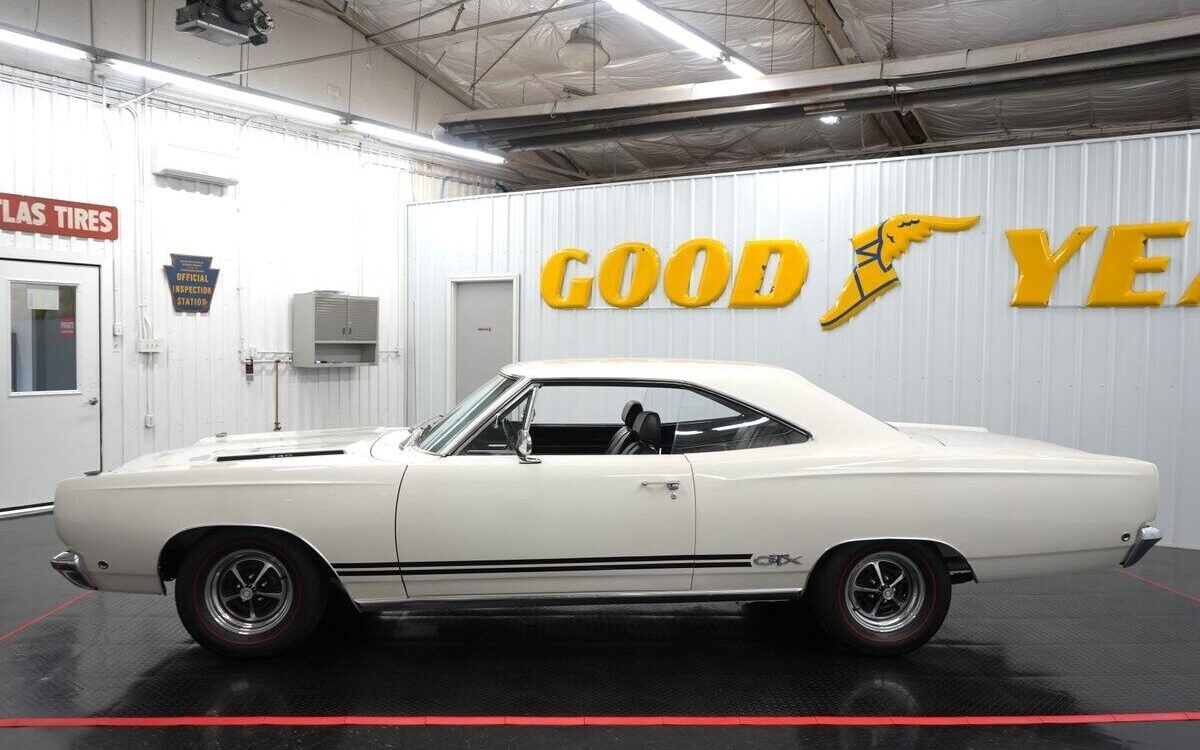 Plymouth-GTX-Coupe-1968-4