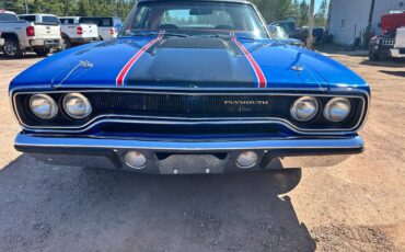 Plymouth-Road-Runner-1970-2