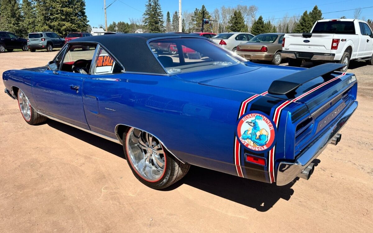 Plymouth-Road-Runner-1970-4