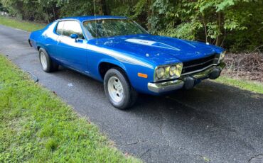 Plymouth-Roadrunner-1973