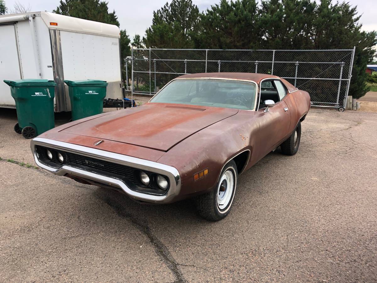 Plymouth-Satellite-1971