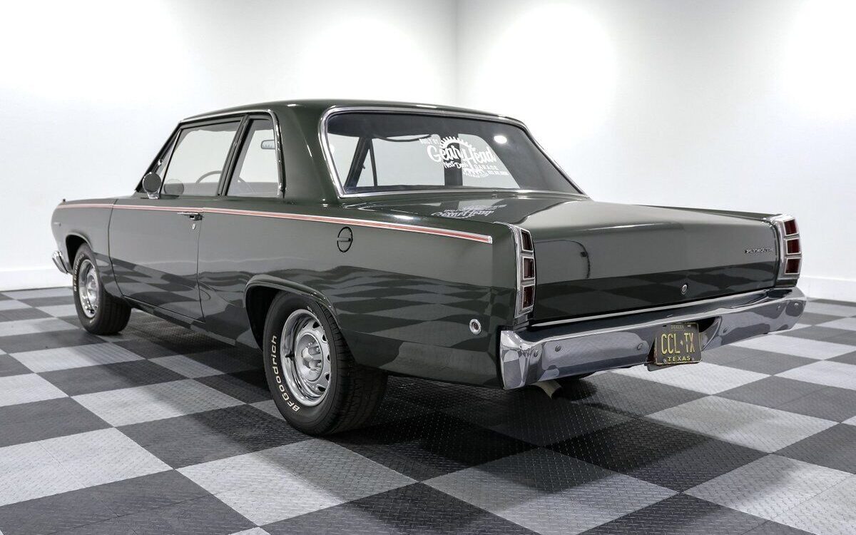 Plymouth-Valiant-Coupe-1968-4