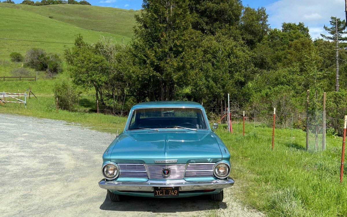 Plymouth-Valiant-signet-2-door-1965-16