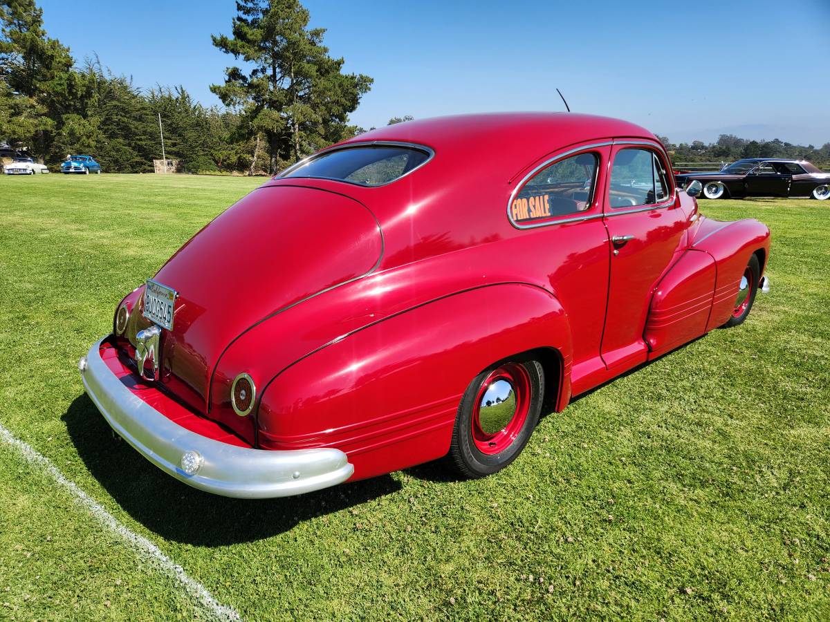 Pontiac-1947-3