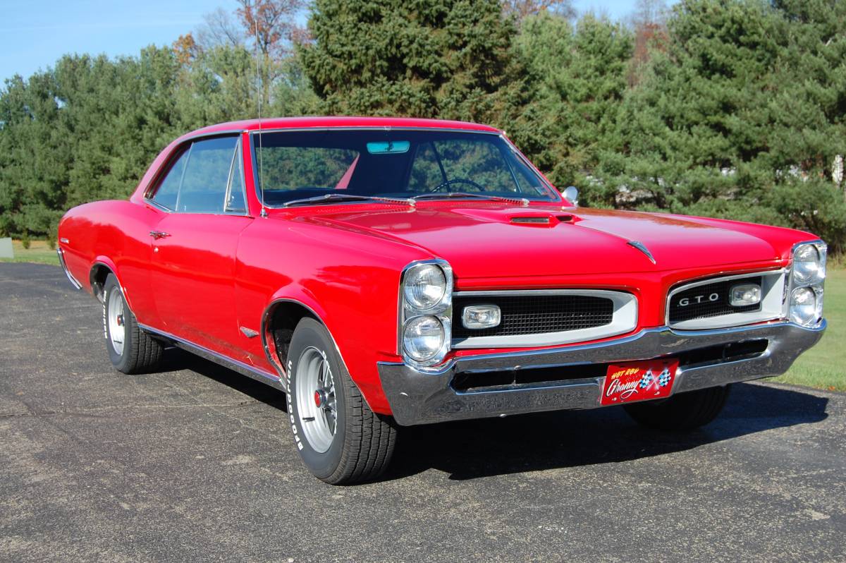 Pontiac-1966-1