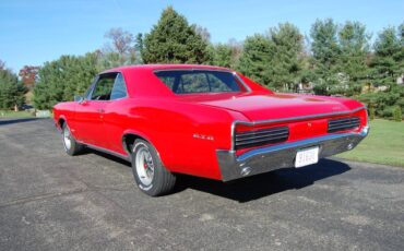 Pontiac-1966-10