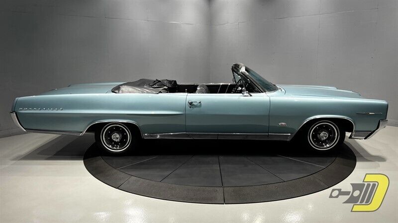 Pontiac-Bonneville-Cabriolet-1964-26