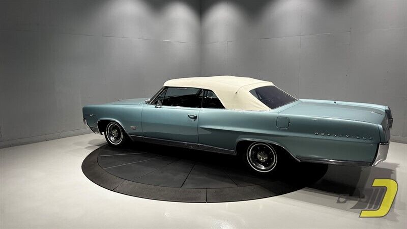 Pontiac-Bonneville-Cabriolet-1964-3