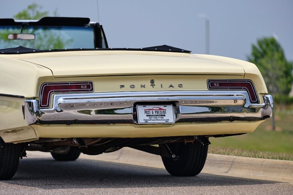 Pontiac-Catalina-Venture-1968-32