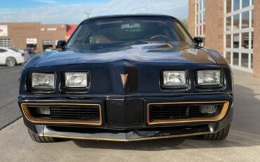 Pontiac-Firebird-1981-2