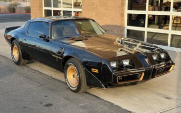 Pontiac-Firebird-1981-7