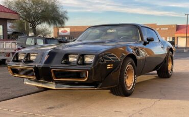 Pontiac-Firebird-1981-8