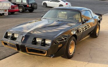 Pontiac-Firebird-1981-9