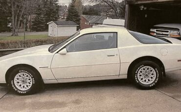 Pontiac-Firebird-1982-5