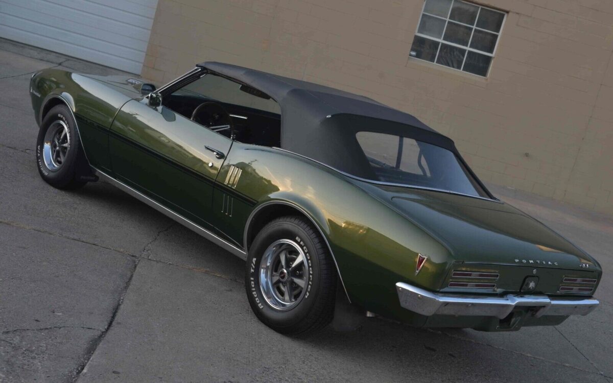 Pontiac-Firebird-Cabriolet-1968-2