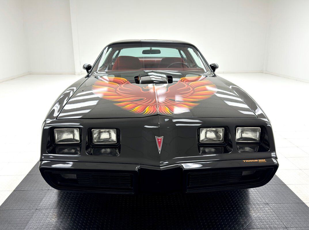 Pontiac-Firebird-Coupe-1979-8