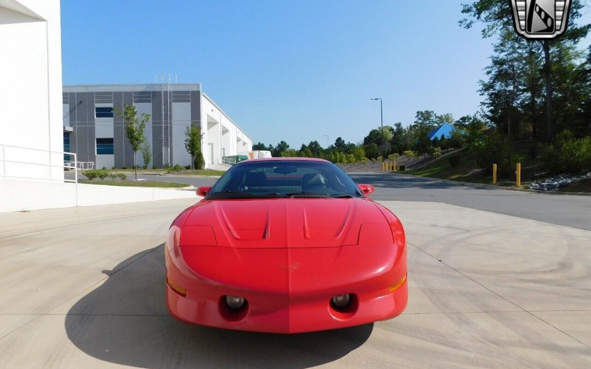 Pontiac-Firebird-Coupe-1994-3