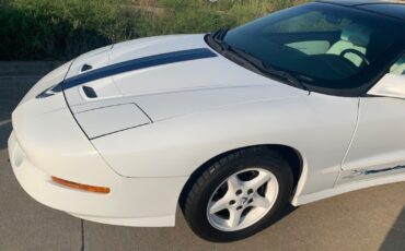 Pontiac-Firebird-Coupe-1994-3