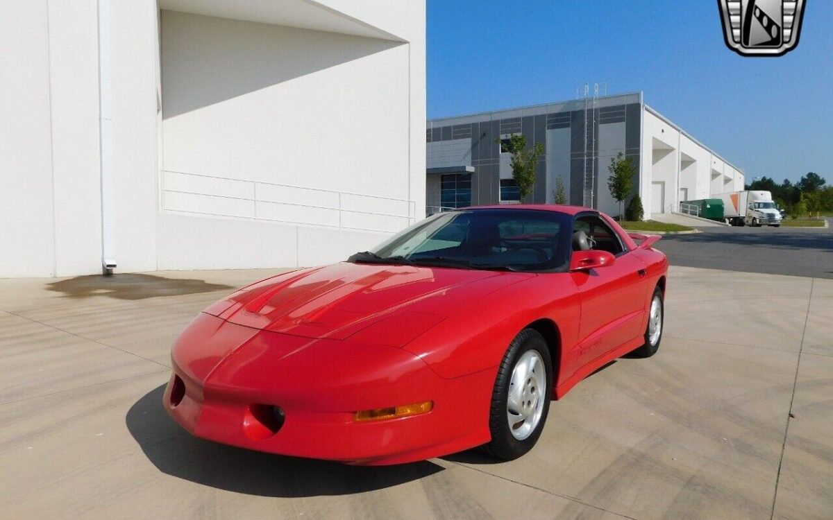 Pontiac-Firebird-Coupe-1994-4