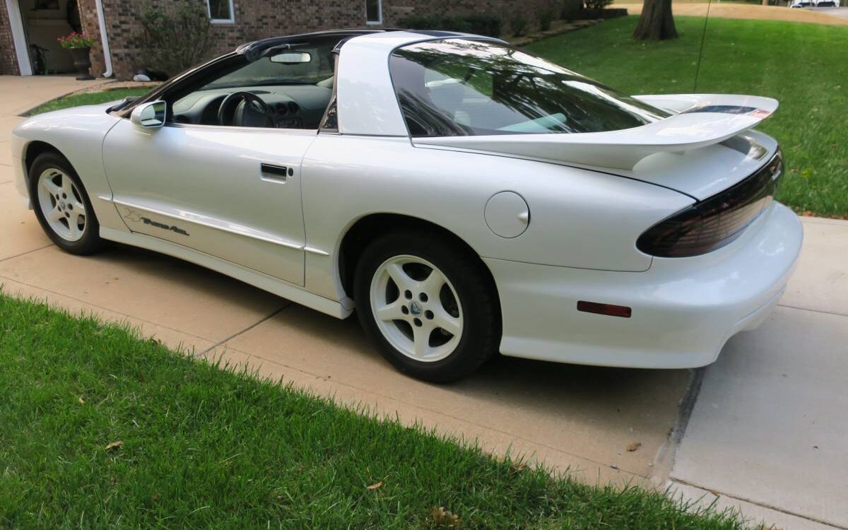 Pontiac-Firebird-formula-1994-7