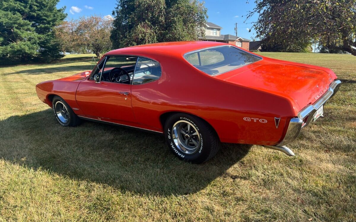 Pontiac-GTO-1968-2