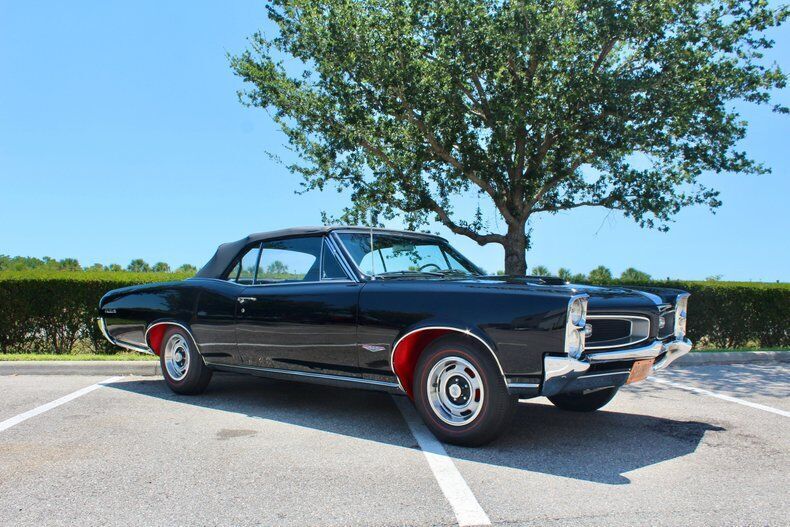 Pontiac-GTO-Cabriolet-1966-4