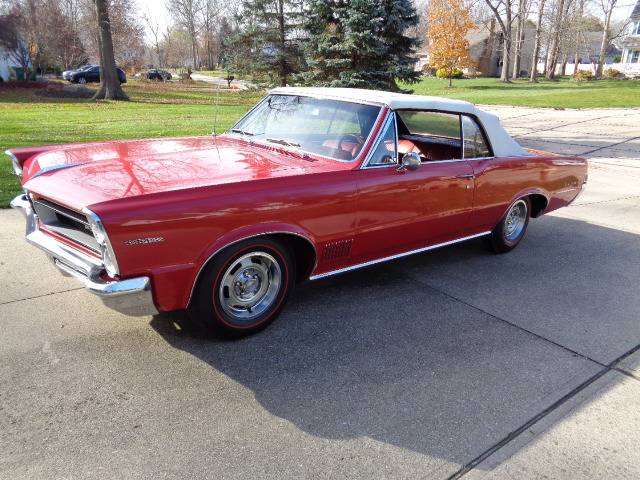 Pontiac-Lemans-1965-11