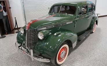 Pontiac-Silverstreak-1937