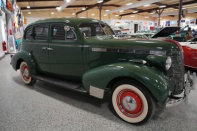 Pontiac-Silverstreak-1937-5