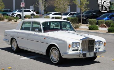 Rolls-Royce-Silver-Shadow-1966-10