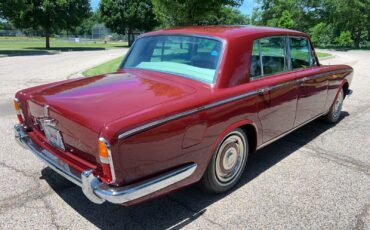 Rolls-Royce-Silver-Shadow-1966-15