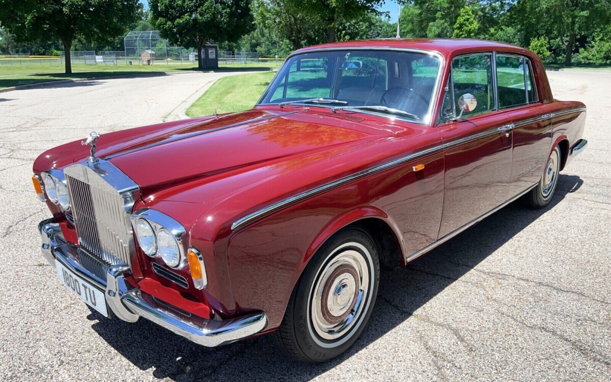 Rolls-Royce-Silver-Shadow-1966-7